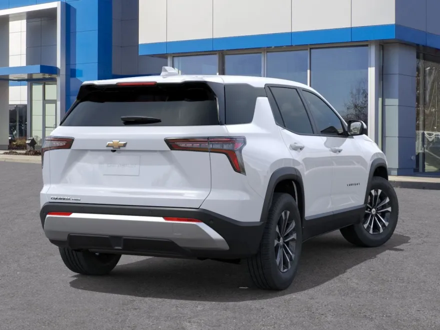 2026 Chevrolet Equinox LT photo 1