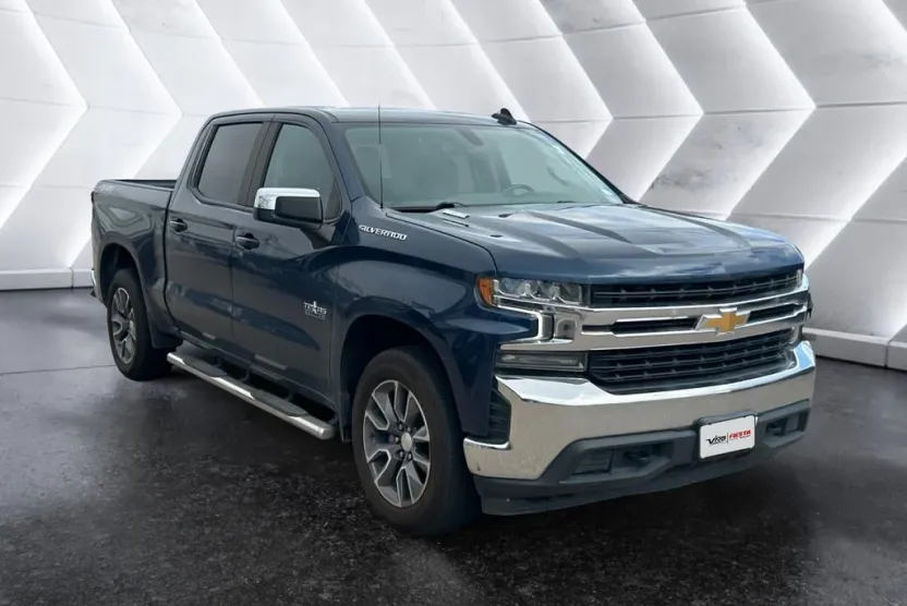 2021 Chevrolet Silverado 1500 LT Texas Edition photo 1