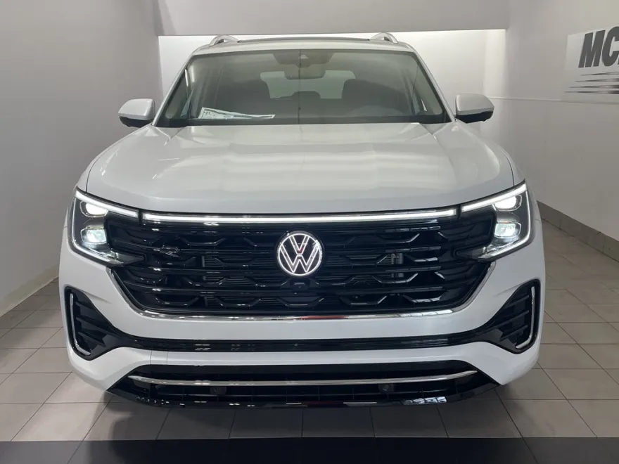 2026 Volkswagen Atlas SEL Premium R-Line photo 1