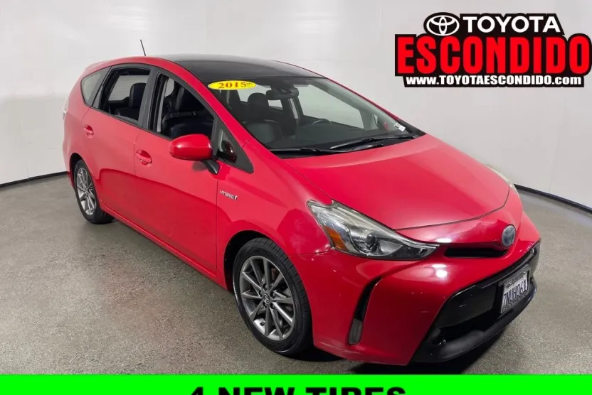 2015 Toyota Prius V photo 1