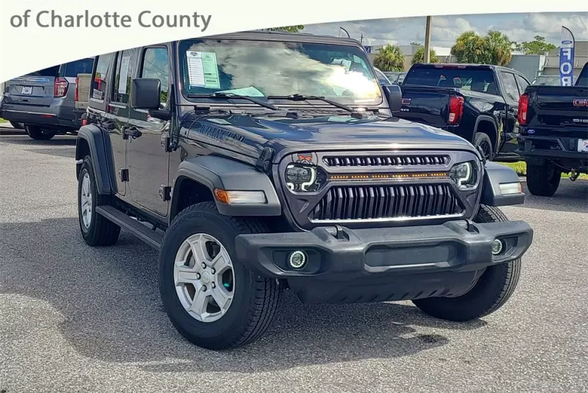 2019 Jeep Wrangler Unlimited Sport S photo 1