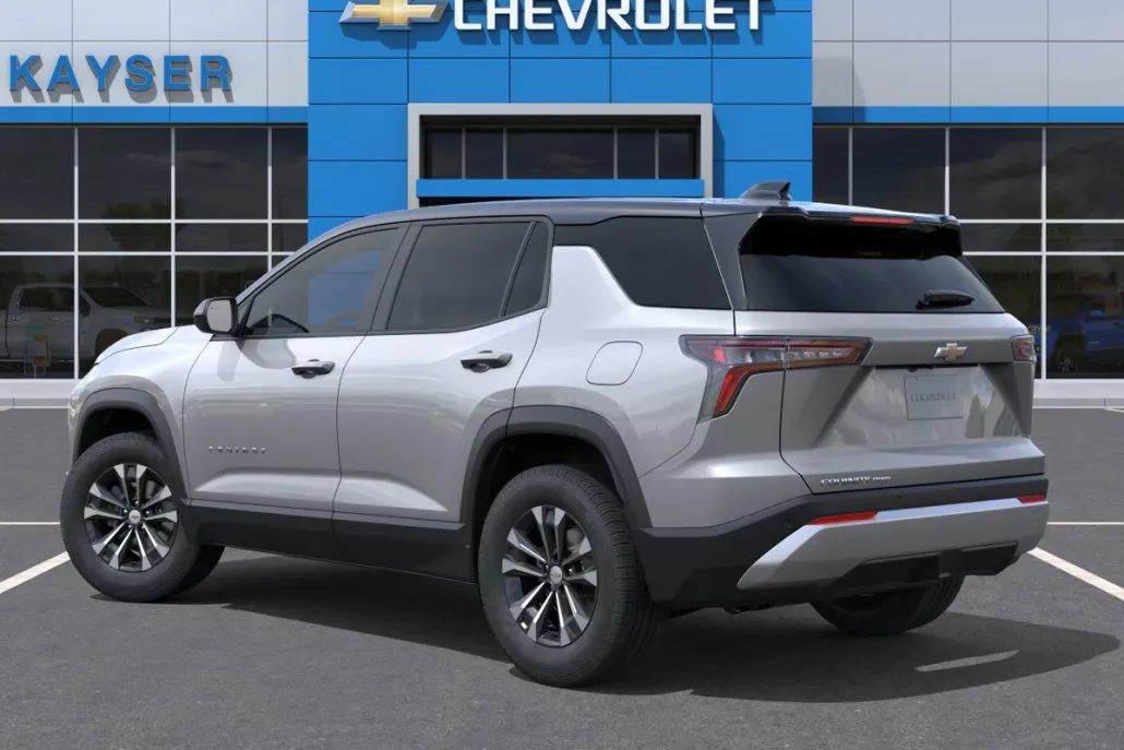 2026 Chevrolet Equinox LT photo 1