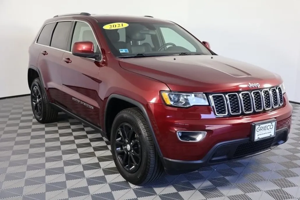 2021 Jeep Grand Cherokee Laredo X photo 1