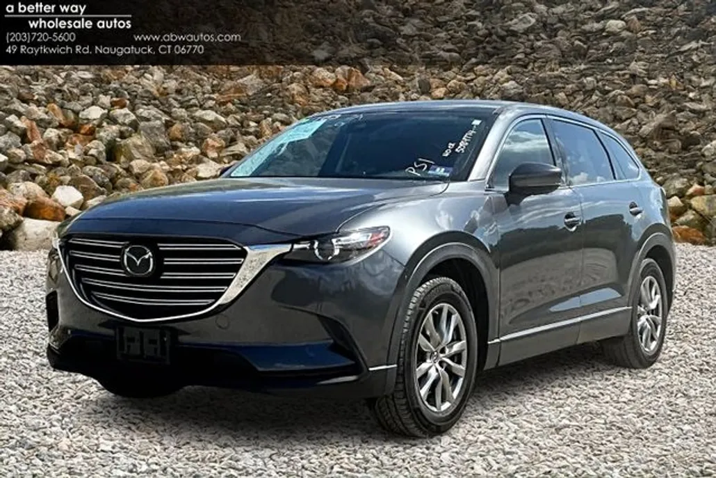 2019 Mazda CX-9 Touring photo 1