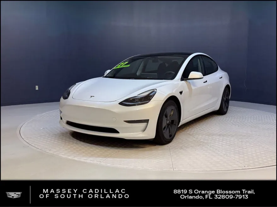 2021 Tesla Model 3 Standard Range Plus photo 1