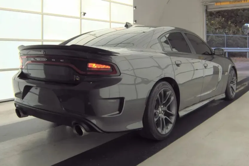 2020 Dodge Charger Scat Pack photo 1