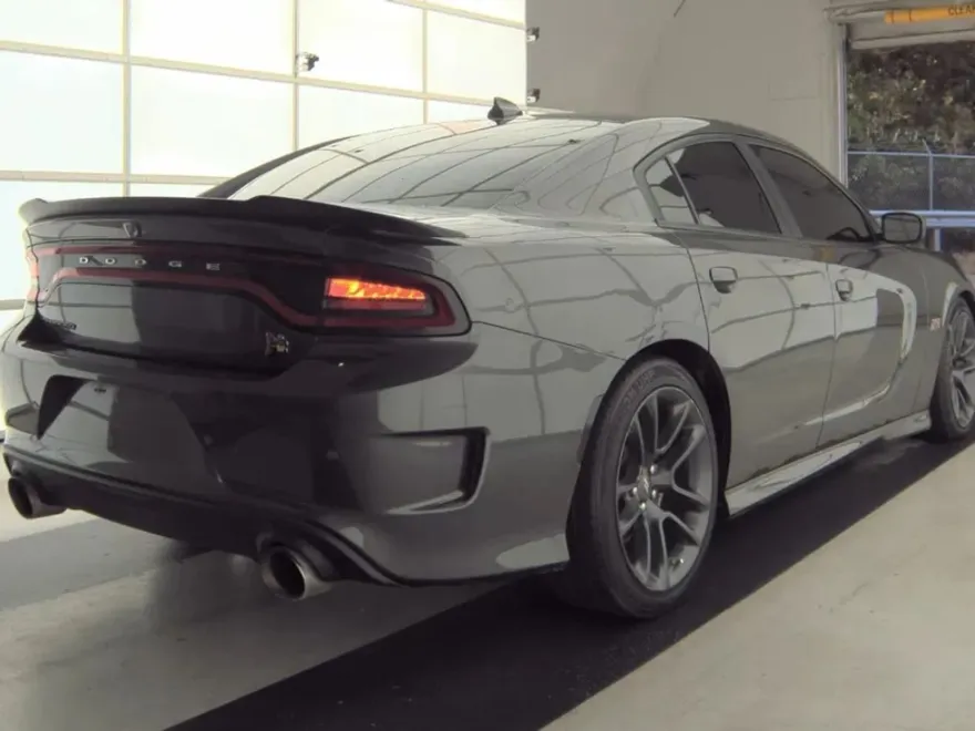 2020 Dodge Charger Scat Pack photo 1