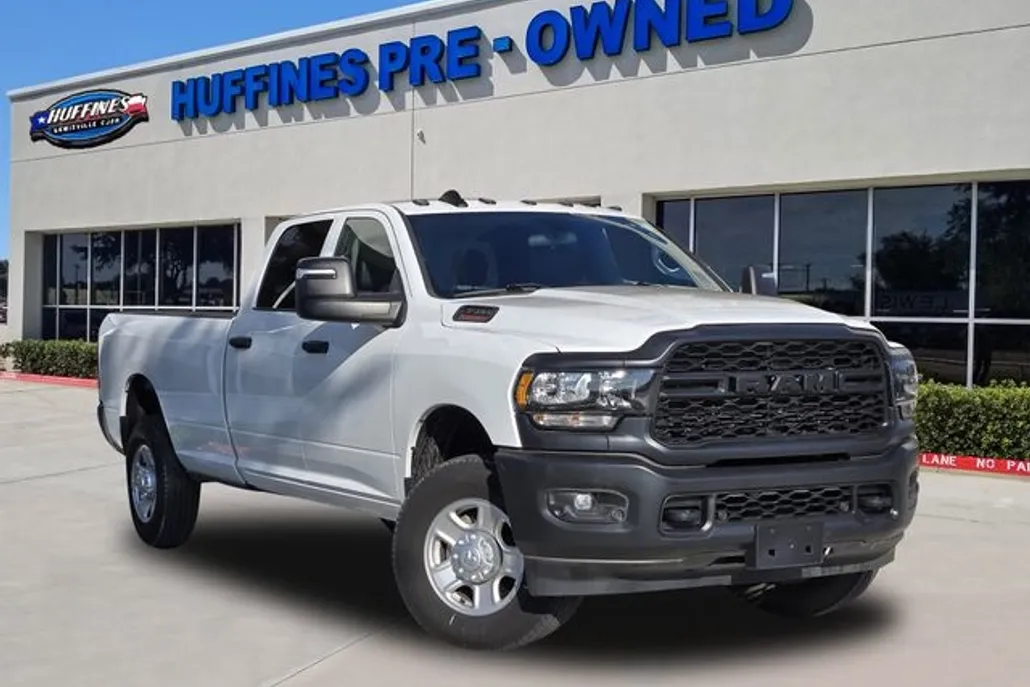 2023 Ram 3500 Tradesman photo 1