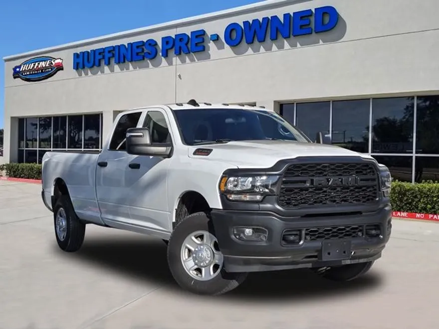 2023 Ram 3500 Tradesman photo 1