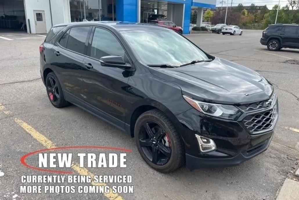 2019 Chevrolet Equinox LT photo 1