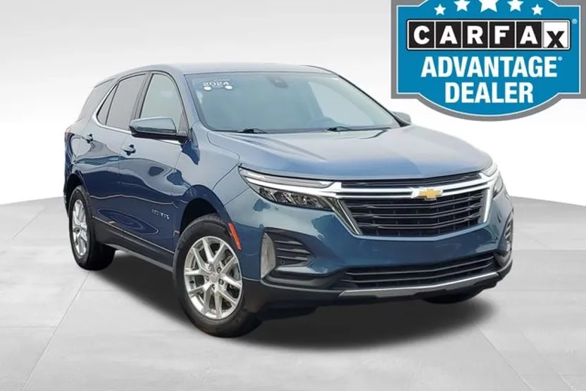 2024 Chevrolet Equinox LT photo 1