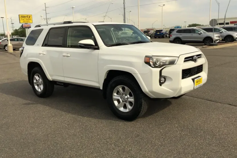 2024 Toyota 4Runner SR5 Premium photo 1