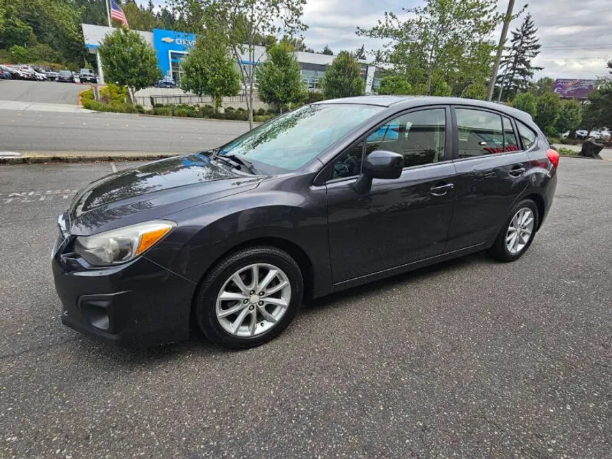 2014 Subaru Impreza 2.0i Premium photo 1
