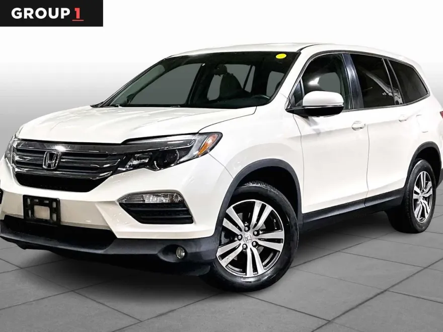 2016 Honda Pilot EX photo 1
