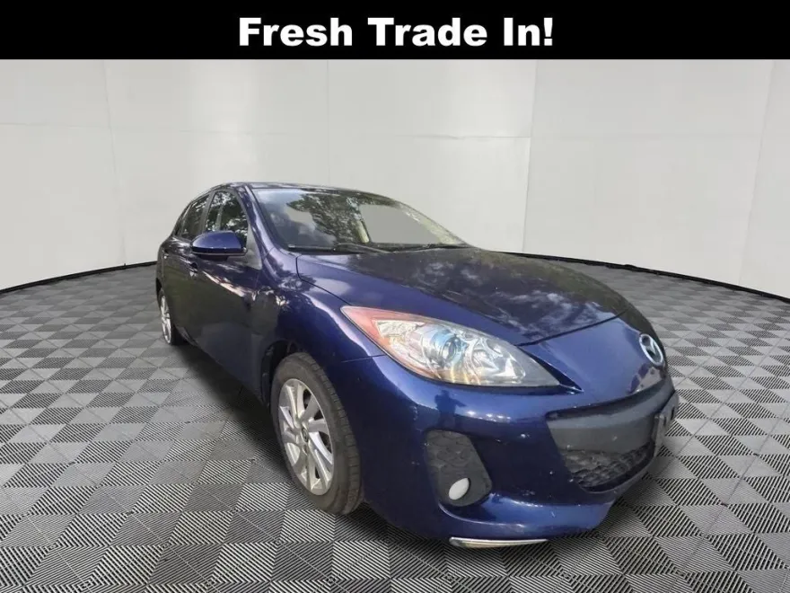 2013 Mazda Mazda3 Touring photo 1