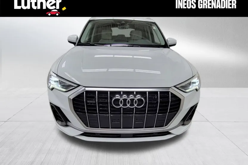 2022 Audi Q3 S line Premium Plus photo 1