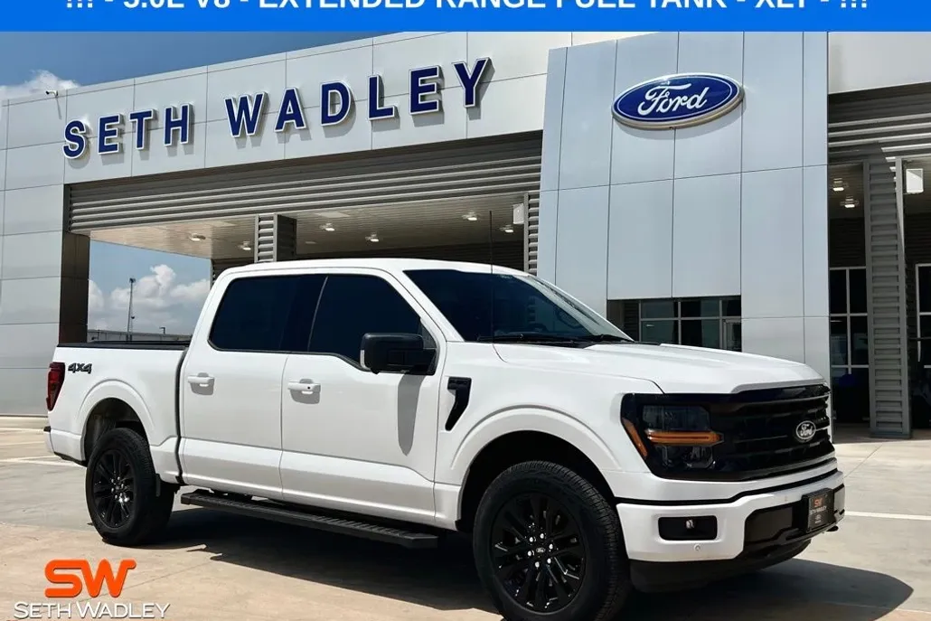 2025 Ford F-150 XLT photo 1
