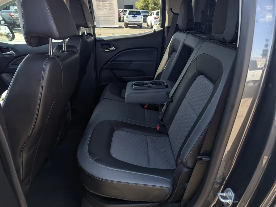 2016 Chevrolet Colorado Z71 photo 1