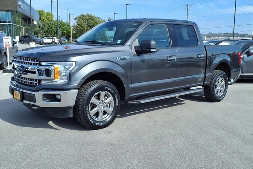 2020 Ford F-150 XLT photo 1