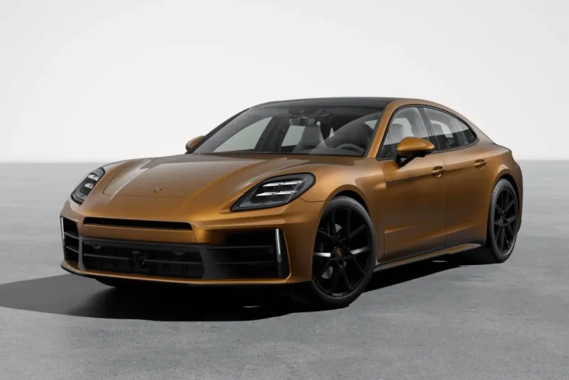 2026 Porsche Panamera 4 photo 1
