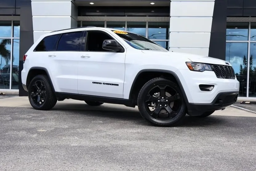 2019 Jeep Grand Cherokee Upland photo 1