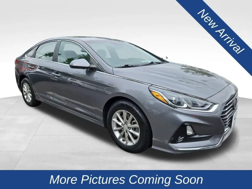 2019 Hyundai Sonata SE photo 1