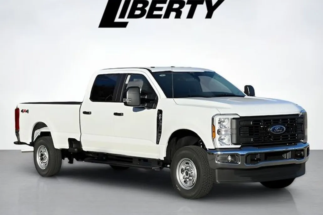 2025 Ford F-250 photo 1