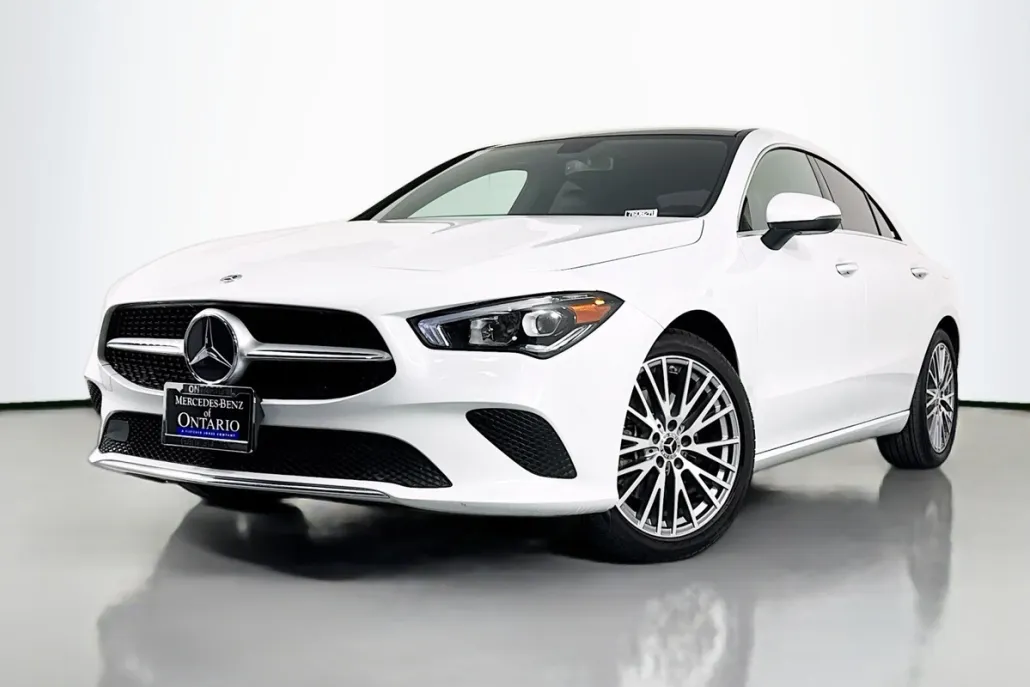 2022 Mercedes Benz CLA 250 photo 1