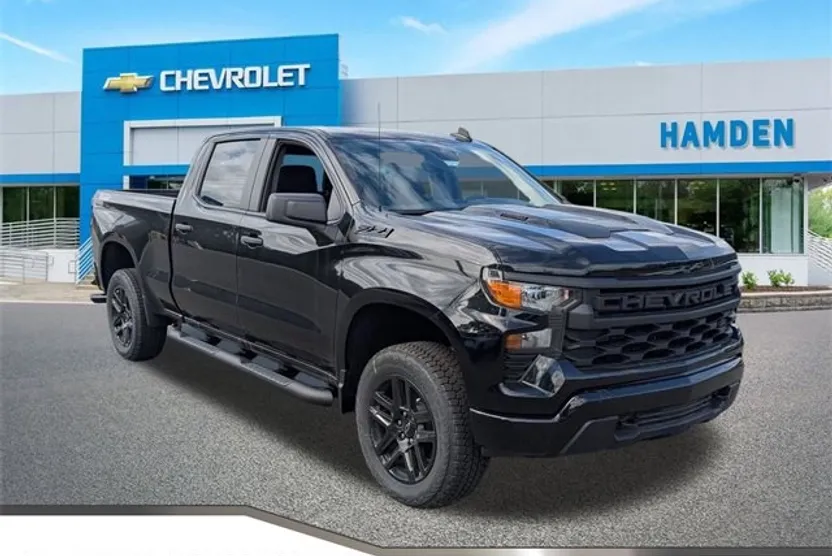 2025 Chevrolet Silverado 1500 Custom Trail Boss photo 1