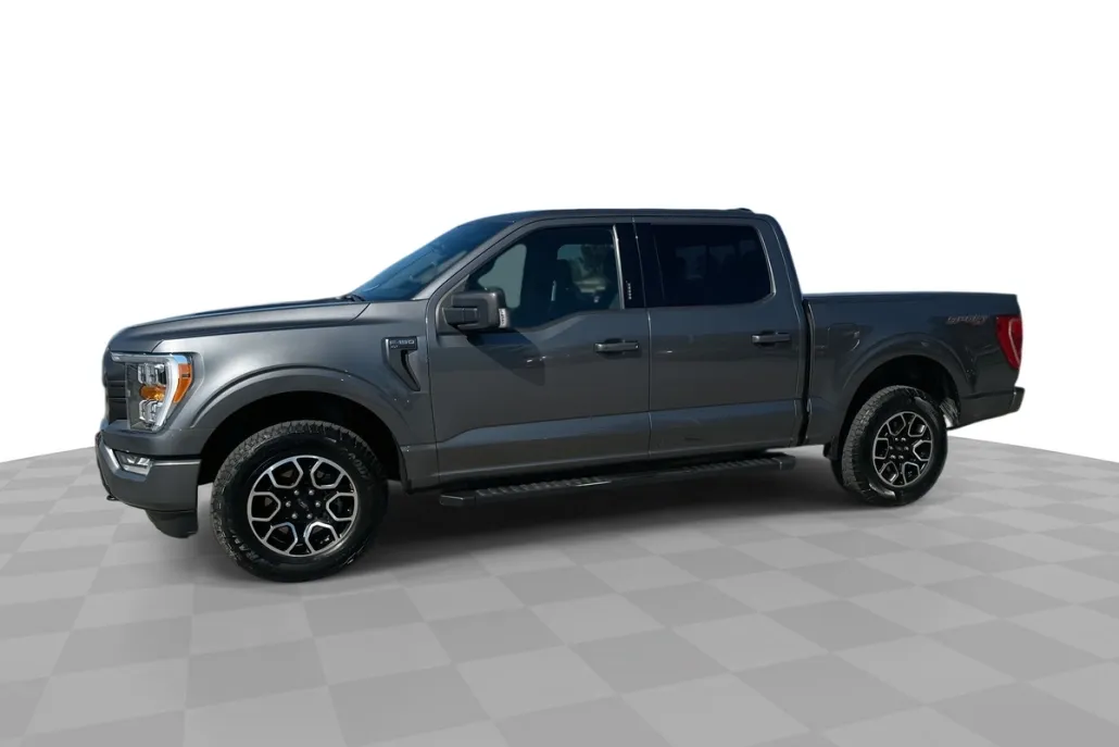 2021 Ford F-150 XLT photo 1