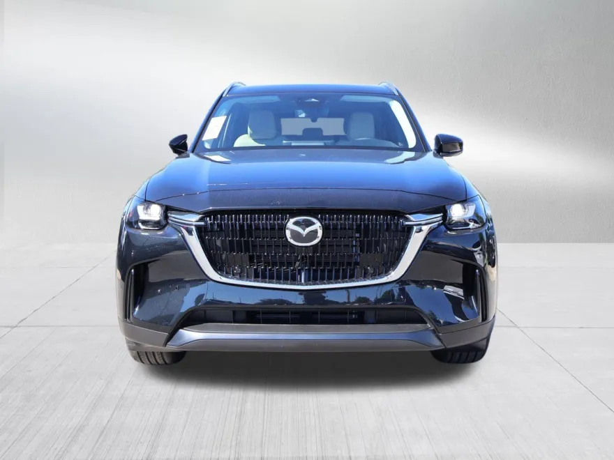 2026 Mazda CX-90 Preferred photo 1