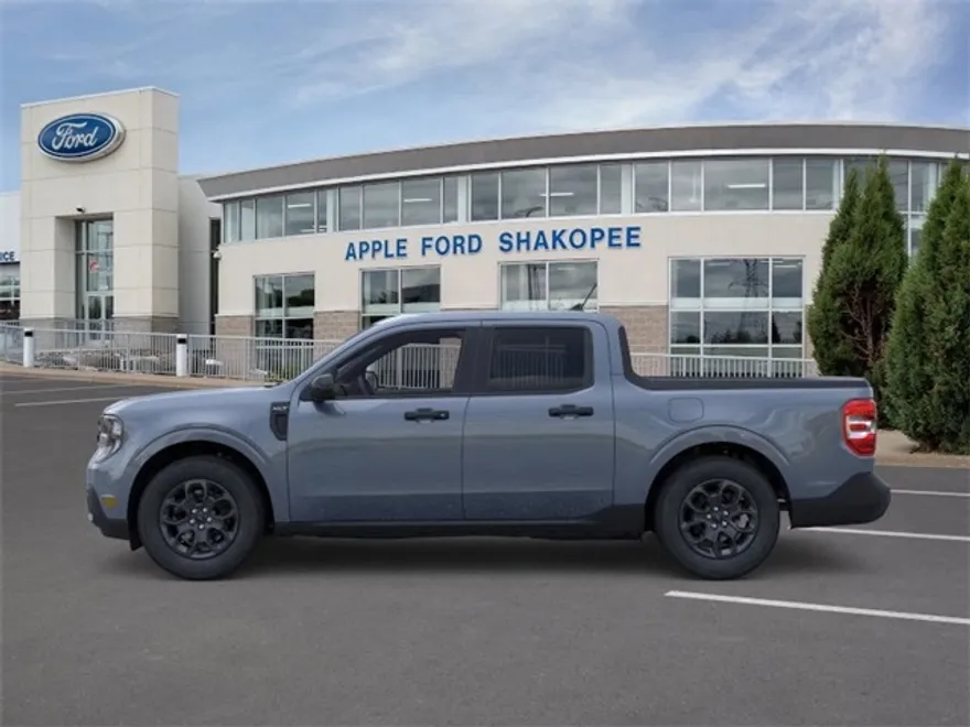 2025 Ford Maverick XLT photo 1