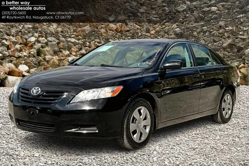 2009 Toyota Camry CE photo 1