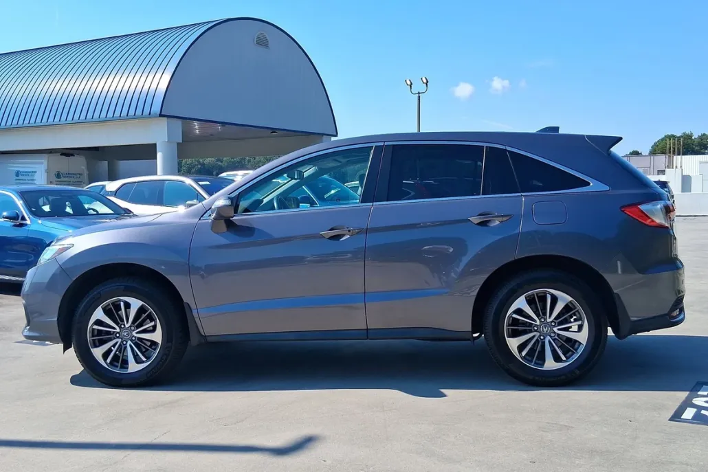 2017 Acura RDX Advance photo 1