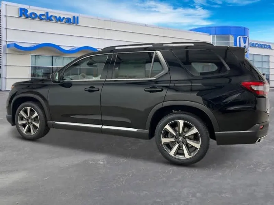 2025 Honda Pilot Elite photo 1