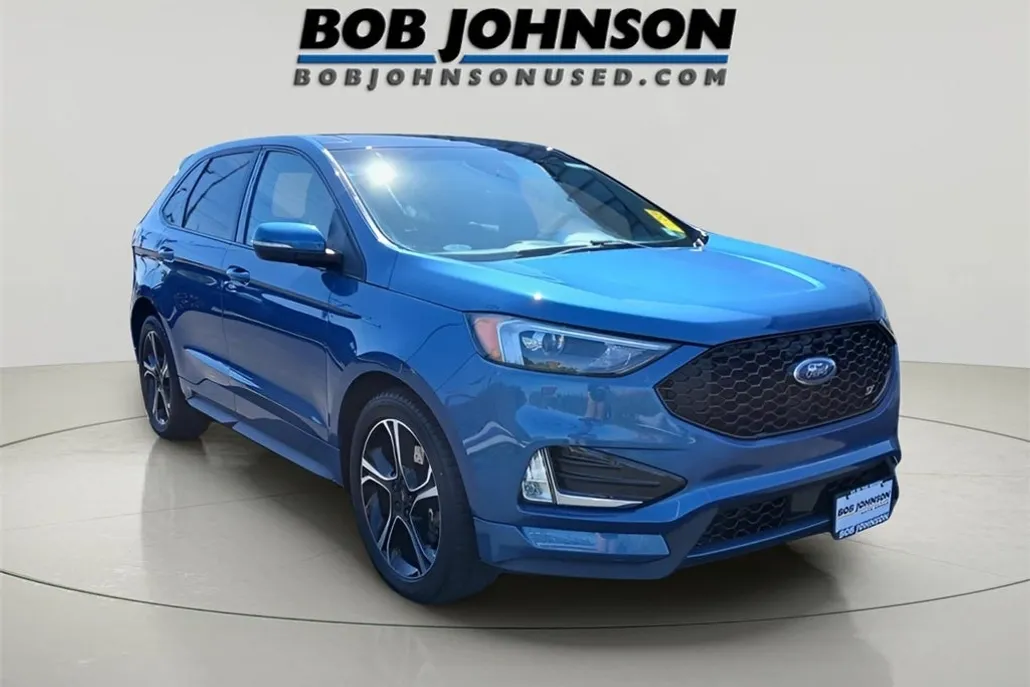 2019 Ford Edge ST photo 1