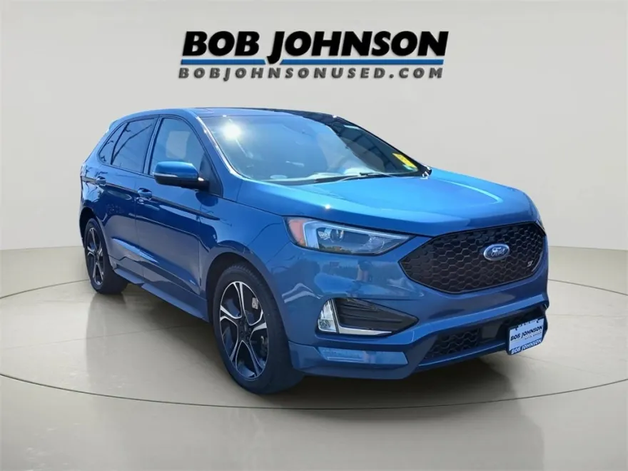 2019 Ford Edge ST photo 1