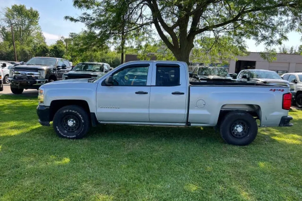 2018 Chevrolet Silverado 1500 Work Truck photo 1