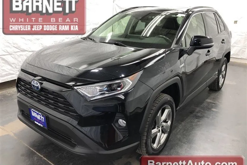2021 Toyota RAV4 Hybrid XLE Premium photo 1
