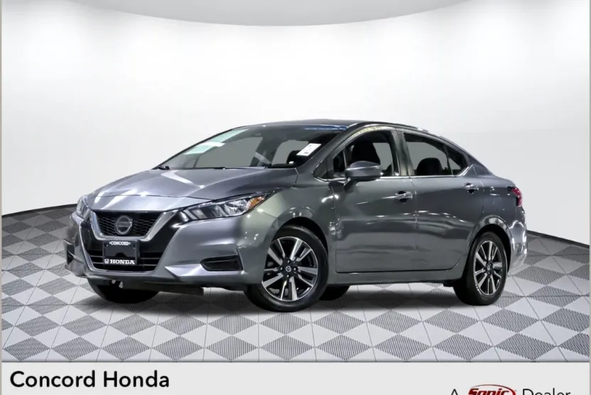 2021 Nissan Versa 1.6 SV photo 1
