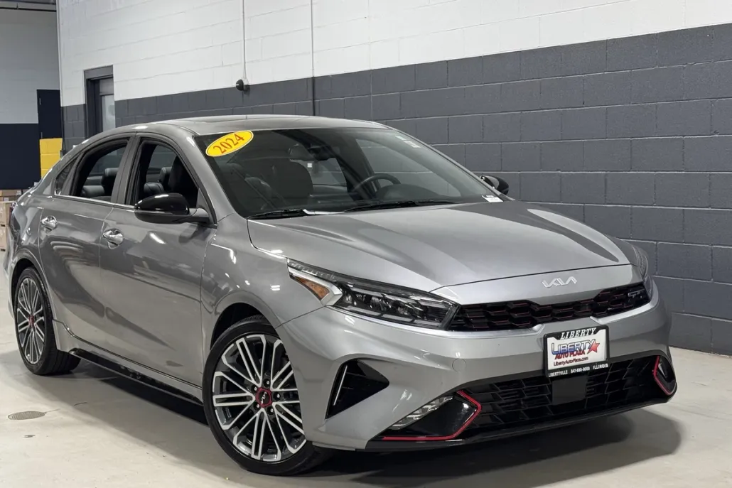 2024 Kia Forte GT photo 1