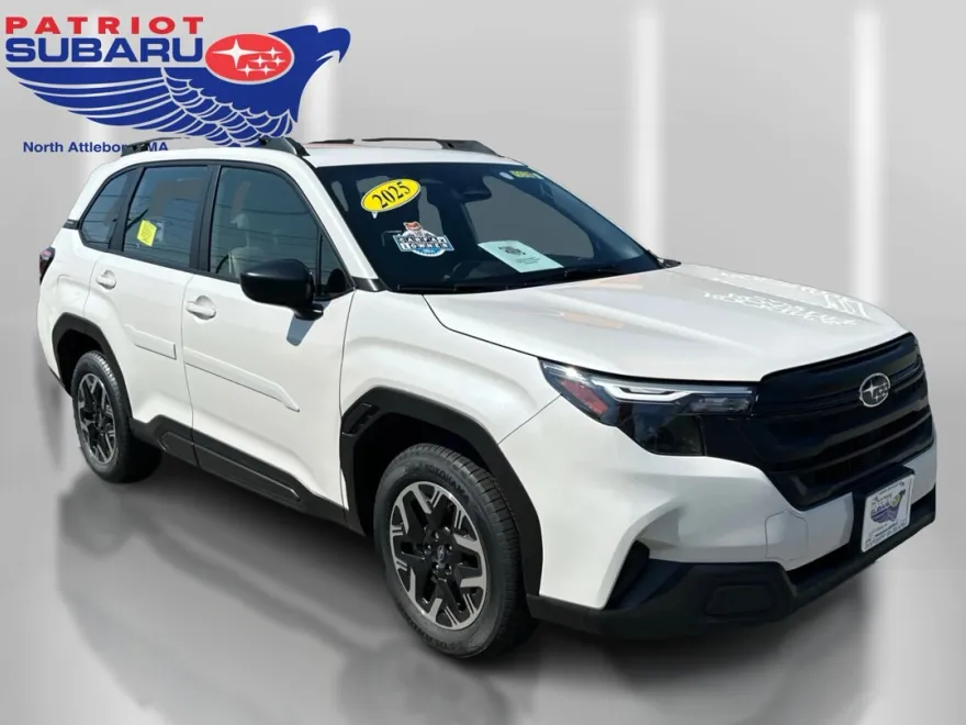 2025 Subaru Forester photo 1