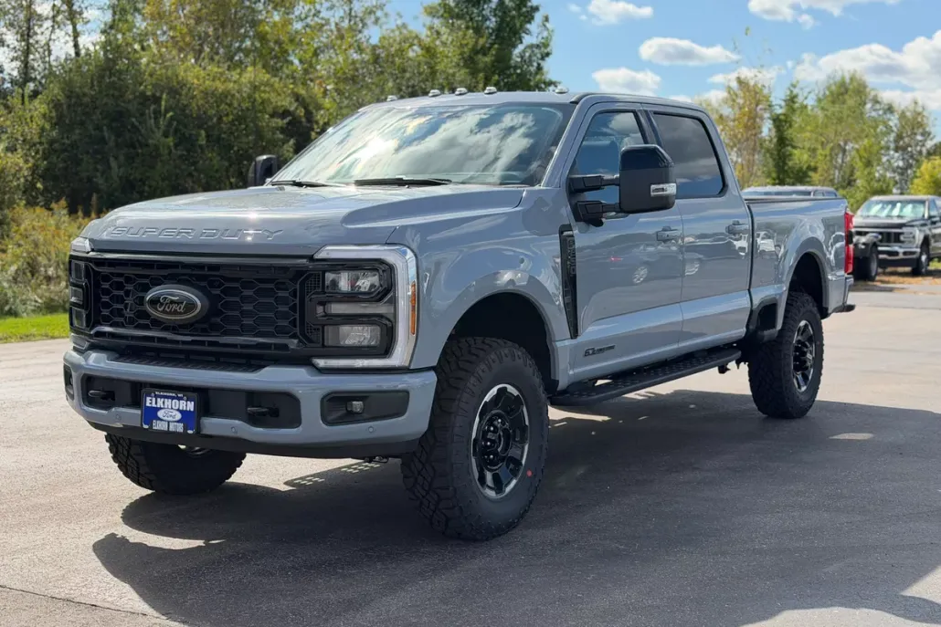 2026 Ford F-250 Lariat photo 1