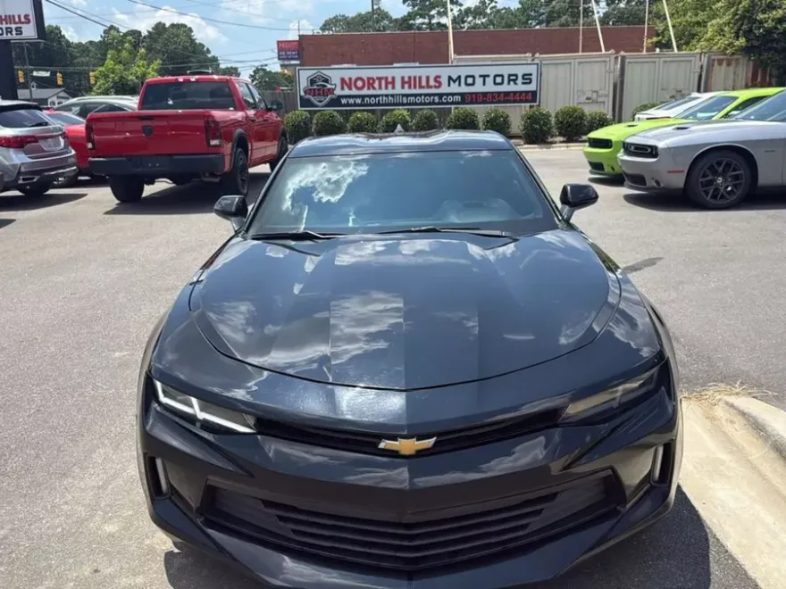 2018 Chevrolet Camaro Coupe photo 1