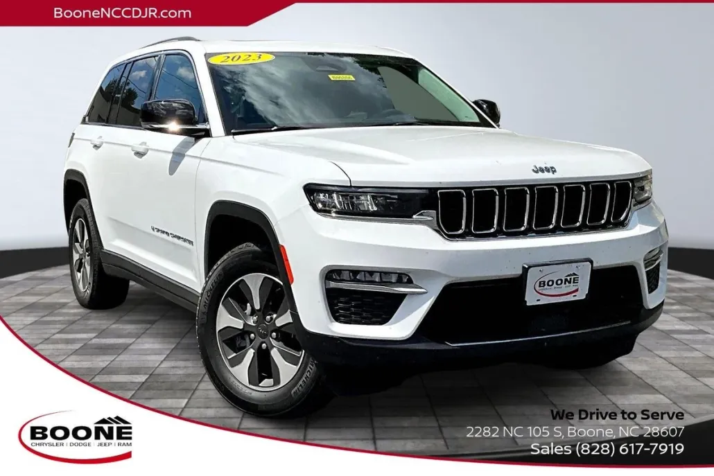 2023 Jeep Cherokee 4xe photo 1