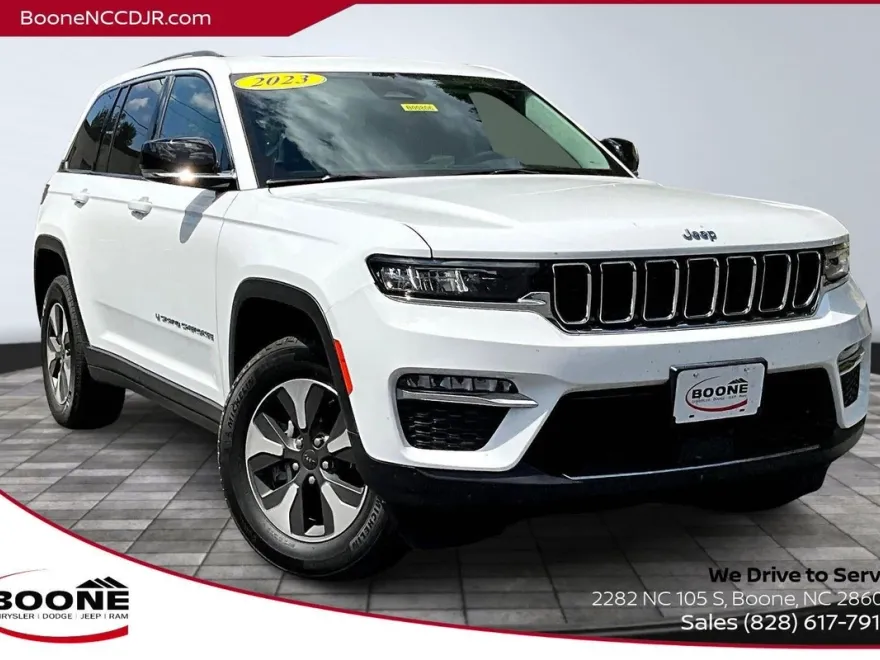 2023 Jeep Cherokee 4xe photo 1