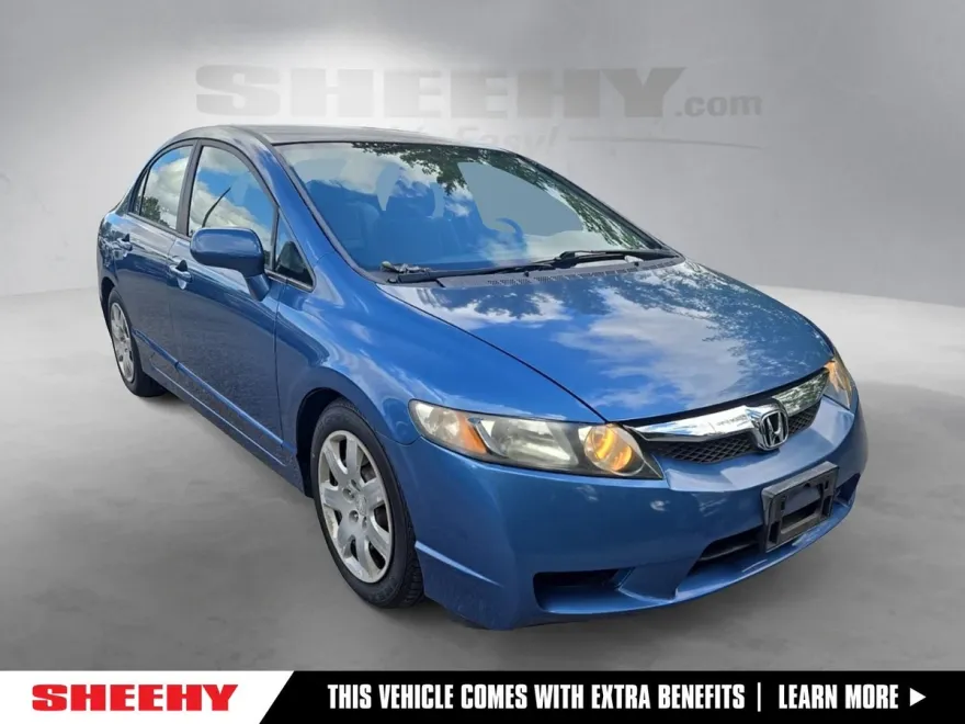 2011 Honda Civic LX photo 1