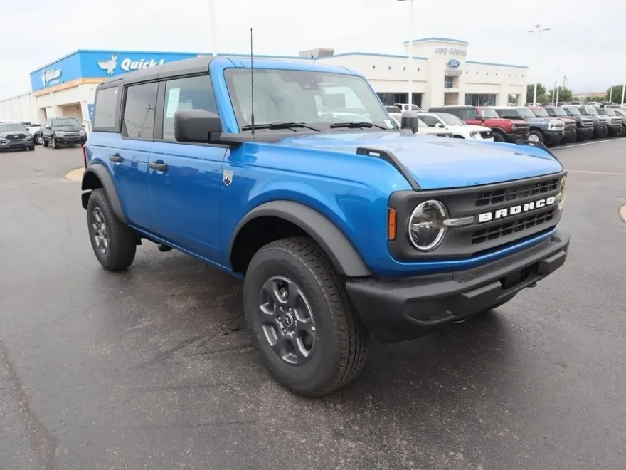 2025 Ford Bronco Big Bend photo 1