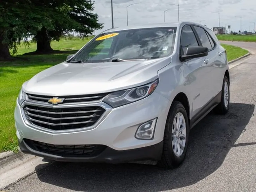 2020 Chevrolet Equinox LS photo 1
