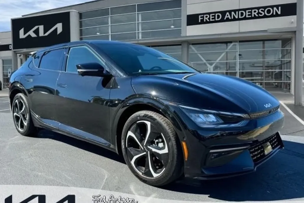2024 Kia EV6 GT-Line photo 1